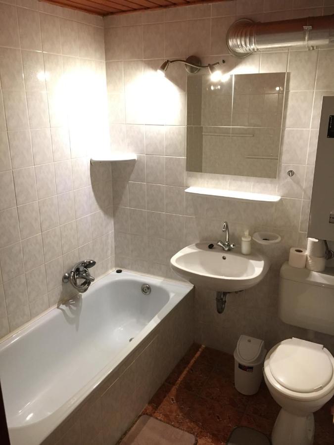 Orosz Apartmanhaz Gyula Exterior photo